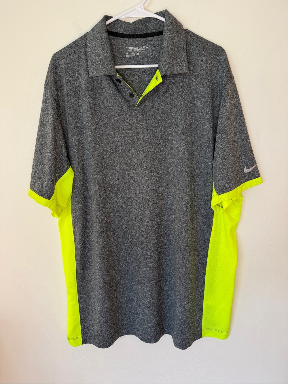 Nike Grey & Neon Yellow Men’s Athletic Polo Golf Dri-Fit tour performance XL